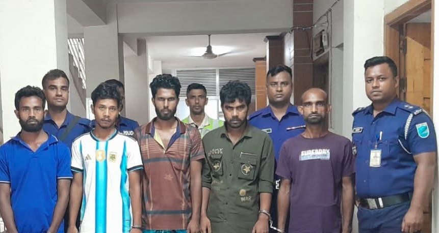 মধুপুরে মাদক বিক্রির অপরাধে ৫ জনকে ১ বছর করে কারাদন্ড